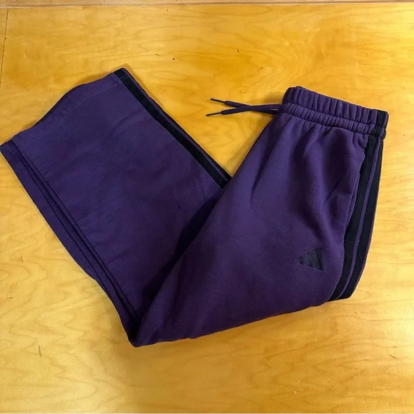 Adidas Women's Essentials 3-Stripes Straight Leg Sweatpants Medium Purple - Picture 8 of 9